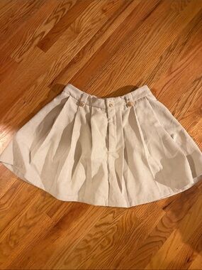 Pleated Cream Mini Skirt LARGE gold hardware